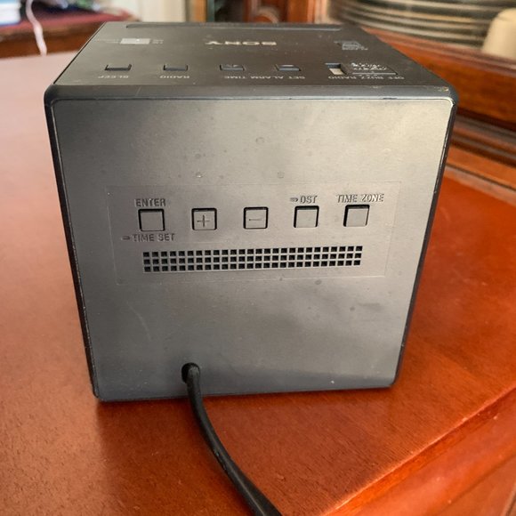 SONY Digital Dual Alarm Clock AM/FM Radio Model ICF-C1T Black Tested Working - Picture 4 of 6